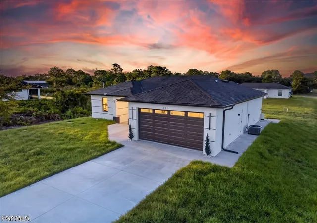 Photo 3 of Single family home for sale at 2621 40th Street W, Lehigh Acres, FL 33971 | MLS# 2026041080 | Listing updated on 2026-09-30