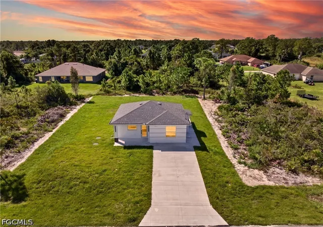 Photo 2 of Single family home for sale at 3011 40th Street W, Lehigh Acres, FL 33971 | MLS# 2026041082 | Listing updated on 2026-09-30