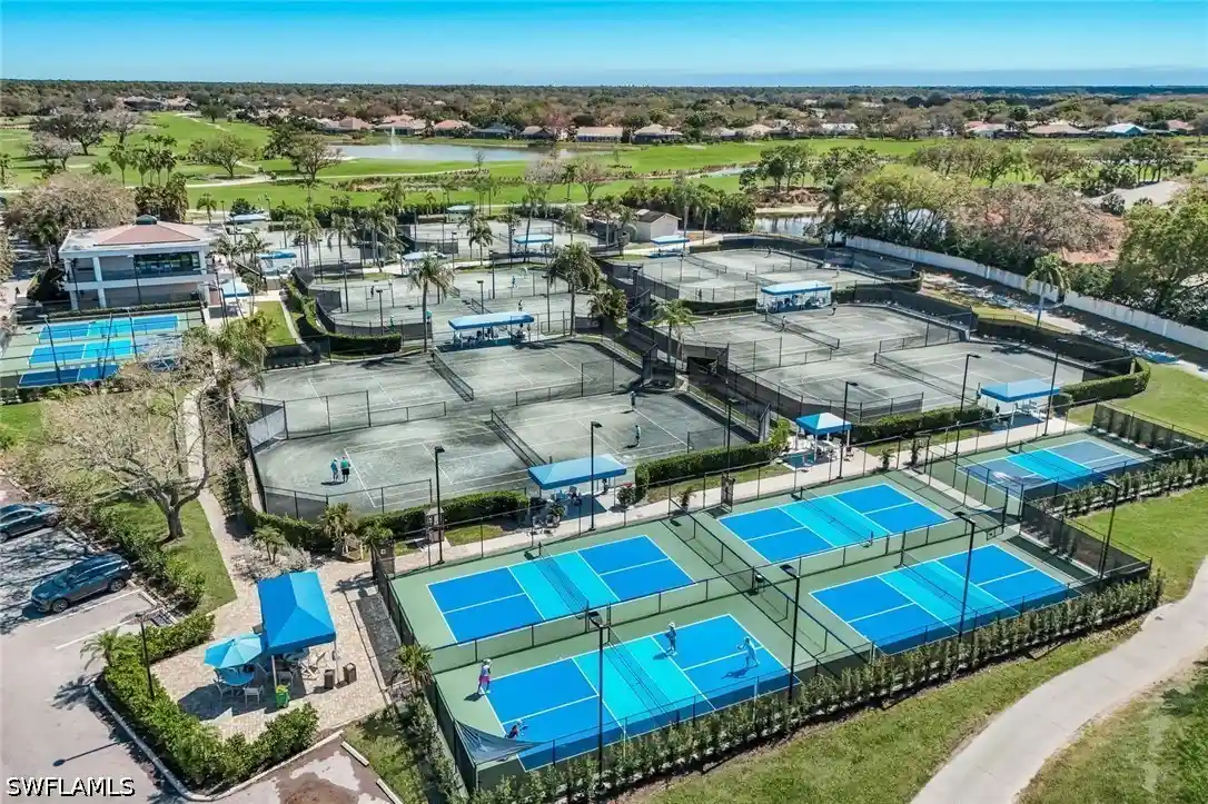 Listing Photo 33 - Condo for sale in 6030 Chardonnay Ln located at 6030 Chardonnay Ln, Naples, FL 34119 - Unit #204