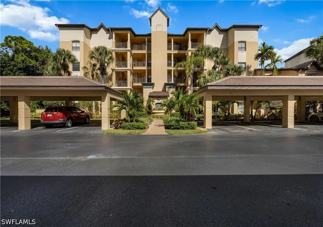 Photo 1 of Condo for sale at 195 Vintage Cir #104, Naples, FL 34119 | MLS# 226035108 | Listing updated on 2026-09-30