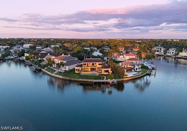 Photo 1 of Sale Pending at 303 Cuddy Ct, Naples, FL 34103 | MLS# 226034229 | Listing updated on 2026-10-08