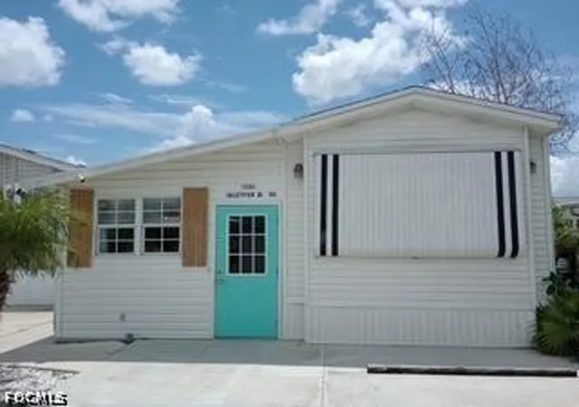 Photo 2 of Manufactured home for sale at 11561 Valleyview Dr #166, Fort Myers, FL 33908 | MLS# 2026041143 | Listing updated on 2026-10-06