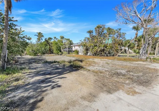 Photo 4 of Land for sale at 651 Donax St, Sanibel, FL 33957 | MLS# 2026041144 | Listing updated on 2026-09-30