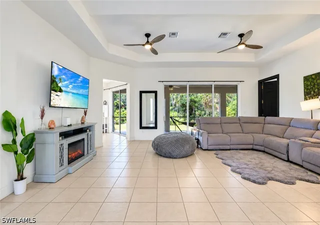 Photo 3 of Single family home for sale at 525 Desoto Blvd N, Naples, FL 34120 | MLS# 226035053 | Listing updated on 2026-09-30