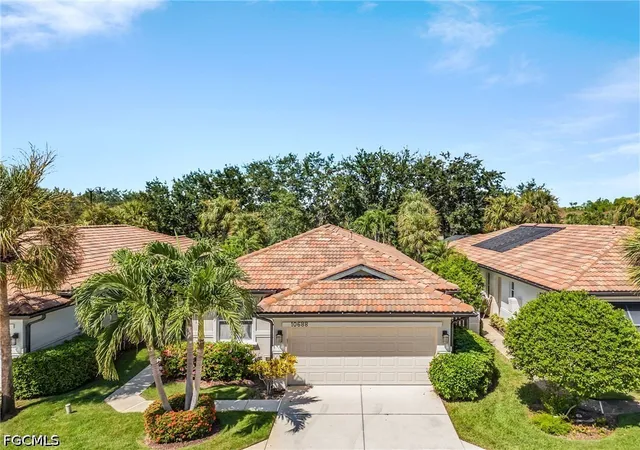 Photo 4 of Single family home for sale at 10684 Avila Cir, Fort Myers, FL 33913 | MLS# 2026041156 | Listing updated on 2026-10-08