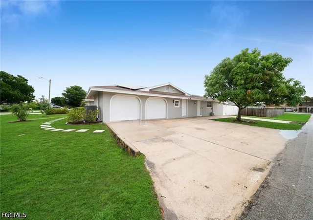 Photo 3 of Single family home for sale at 3702 Se 12th Place, Cape Coral, FL 33904 | MLS# 2026041157 | Listing updated on 2026-10-02