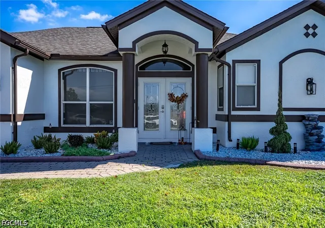 Photo 3 of Single family home for sale at 1909 NE 1st Place, Cape Coral, FL 33909 | MLS# 2026041161 | Listing updated on 2026-10-06