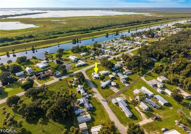 Manufactured home for sale at 1214 Martin Blvd, Moore Haven, FL 33471 | MLS# 2026041168