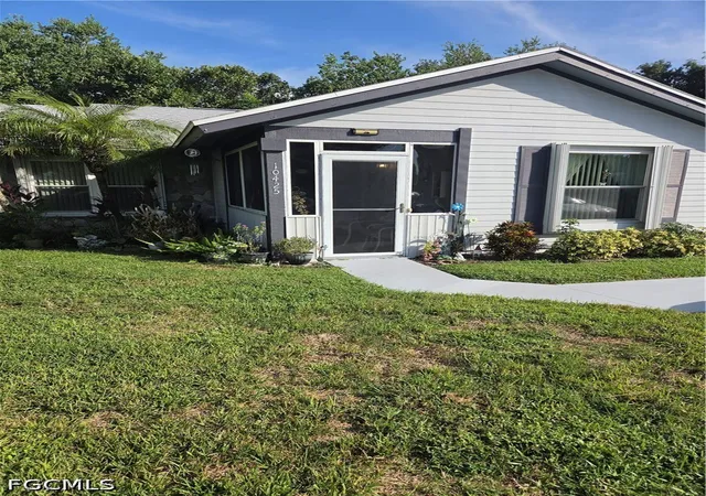 Photo 2 of Townhouse for sale at 10425 New Bedford Ct, Lehigh Acres, FL 33936 | MLS# 2026041182 | Listing updated on 2026-10-06