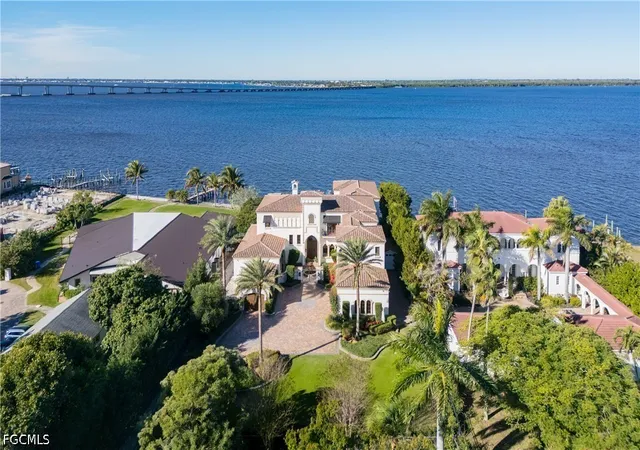 Photo 1 of Mansion for sale at 3836 Harold Ave, Fort Myers, FL 33901 | MLS# 2026041196 | Listing updated on 2026-10-05