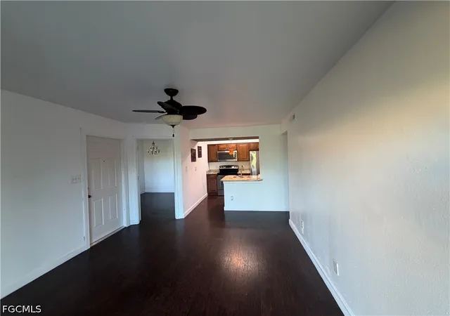 Listing Photo 3 - Condo for sale in building located at 2925 Winkler Ave, Fort Myers, FL 33916 - Unit #920