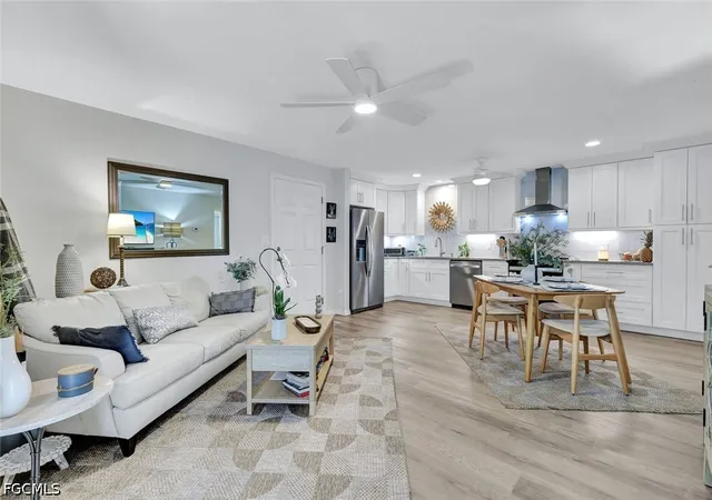Listing Photo 4 - Condo for sale in building located at 17421 Birchwood Ln, Fort Myers, FL 33908 - Unit #4
