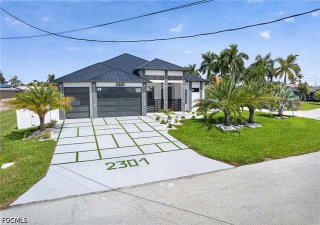 Photo 3 of Single family home for sale at 2301 Sw 39th Terrace, Cape Coral, FL 33914 | MLS# 2026041222 | Listing updated on 2026-10-01