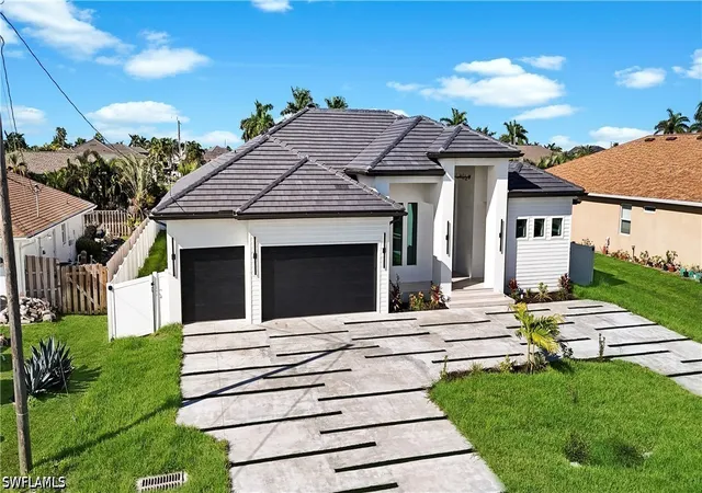 Photo 2 of Single family home for sale at 2667 Sw 32nd Street, Cape Coral, FL 33914 | MLS# 226035355 | Listing updated on 2026-10-04
