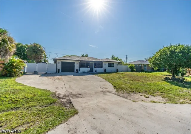 Photo 2 of Single family home for sale at 1990 48th Street Sw, Naples, FL 34116 | MLS# 226035367 | Listing updated on 2026-10-01