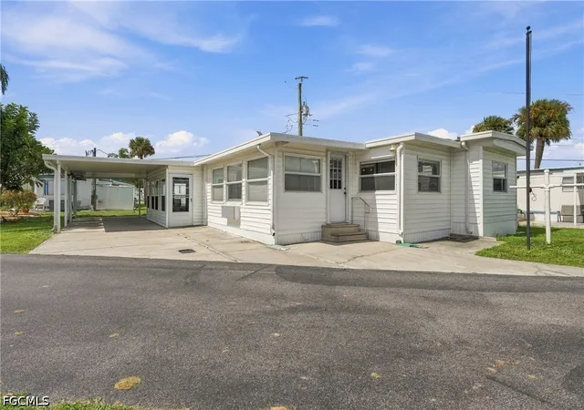 Manufactured home for sale at 5558 Palm Beach Blvd #69, Fort Myers, FL 33905 | MLS# 2026041288 | Listing updated on 2026-10-08