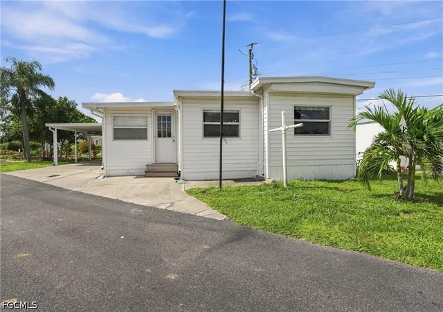 Photo 1 of Manufactured home for sale at 5558 Palm Beach Blvd #69, Fort Myers, FL 33905 | MLS# 2026041288 | Listing updated on 2026-10-08