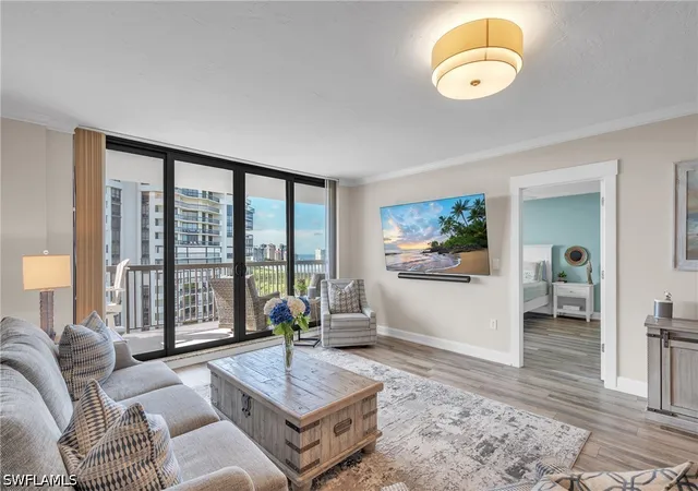 Listing Photo 3 - Condo for sale in building located at 6075 Pelican Bay Blvd, Naples, FL 34108 - Unit #1403
