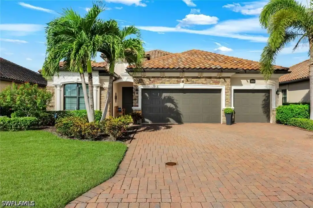 Photo 1 of Single family home for sale at 28112 Kerry Ct, Bonita Springs, FL 34135 | MLS# 226034504 | Listing updated on 2026-10-25