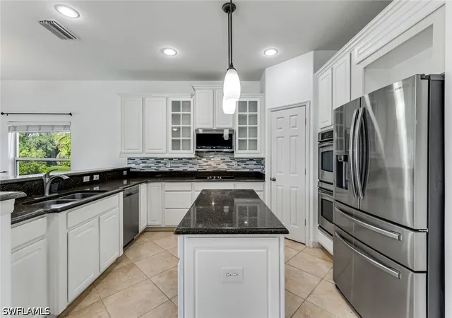 Photo 4 of Single family home for sale at 2201 Cape Heather Cir, Cape Coral, FL 33991 | MLS# 226035210 | Listing updated on 2026-10-01