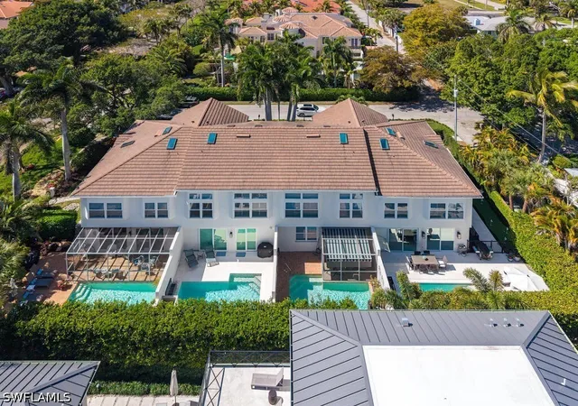 Photo 1 of Townhouse for sale at 165 5th Street S #3, Naples, FL 34102 | MLS# 226035212 | Listing updated on 2026-10-02