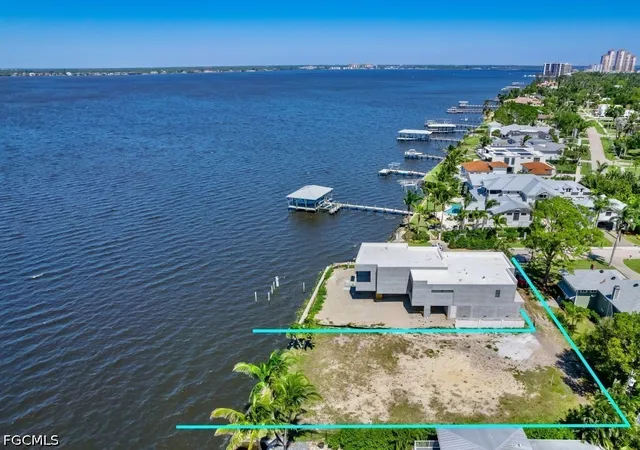 Photo 1 of Land for sale at 1204 Alhambra Dr, Fort Myers, FL 33901 | MLS# 2026041300 | Listing updated on 2026-10-01