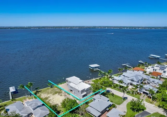 Photo 3 of Land for sale at 1204 Alhambra Dr, Fort Myers, FL 33901 | MLS# 2026041300 | Listing updated on 2026-10-01