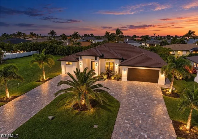Photo 2 of Sale Pending at 5002 Agualinda Blvd, Cape Coral, FL 33914 | MLS# 2026041301 | Listing updated on 2026-10-06