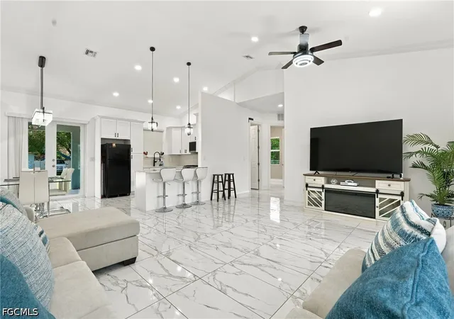Photo 1 of Single family home for sale at 469 Montura Ave, Clewiston, FL 33440 | MLS# 2026041303 | Listing updated on 2026-10-06