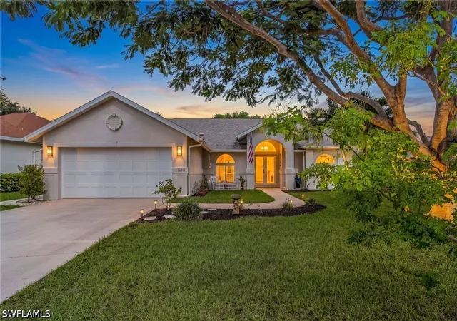 Photo 2 of Single family home for sale at 590 Lambton Ln, Naples, FL 34104 | MLS# 226033608 | Listing updated on 2026-10-01
