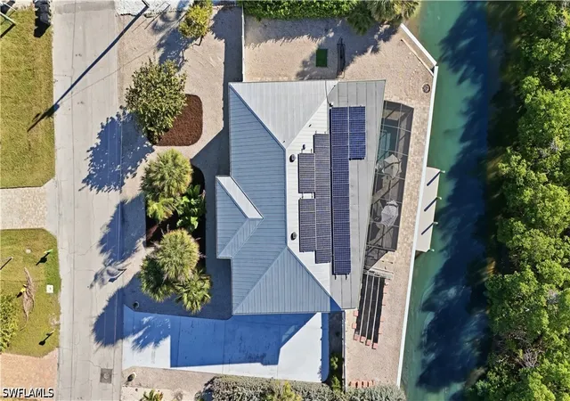 Photo 3 of Single family home for sale at 48 Fairview Blvd, Fort Myers Beach, FL 33931 | MLS# 226033994 | Listing updated on 2026-10-04