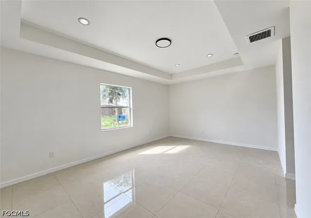 Photo 4 of Single family home for sale at 2501 Sunniland Blvd, Lehigh Acres, FL 33971 | MLS# 2026041326 | Listing updated on 2026-10-01