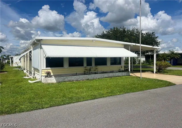 Photo 2 of Manufactured home for sale at 3499 Celestial Way, North Fort Myers, FL 33903 | MLS# 2026041335 | Listing updated on 2026-10-04