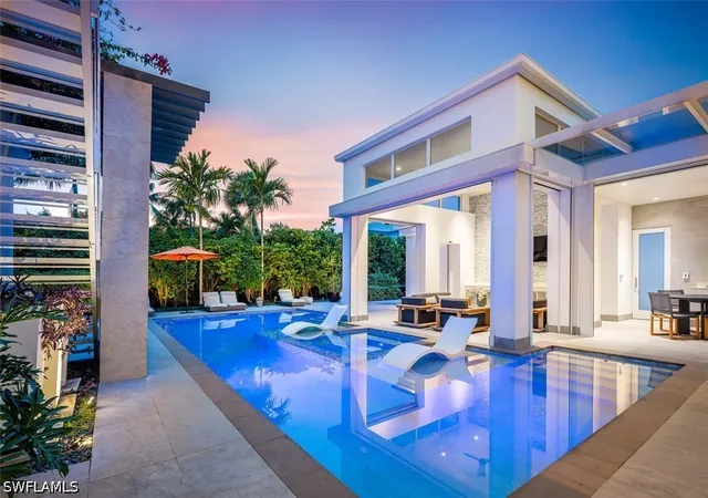 Photo 2 of Single family home for sale at 1531 Nautilus Rd, Naples, FL 34102 | MLS# 226032955 | Listing updated on 2026-10-01