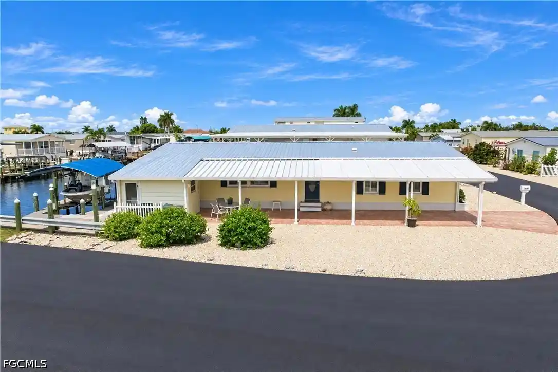 Photo 1 of Manufactured home for sale at 3055 Harpoon Ln, Saint James City, FL 33956 | MLS# 2026041400 | Listing updated on 2026-10-25