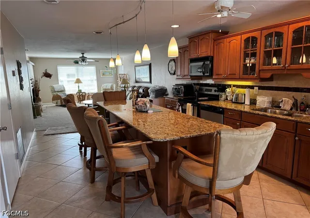 Listing Photo 2 - Condo for sale in building located at 4417 Country Clb Blvd, Cape Coral, FL 33904 - Unit #B8