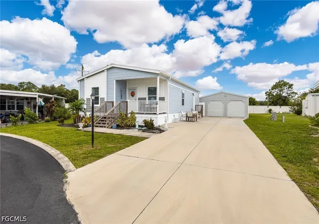 Photo 2 of Manufactured home for sale at 75 Sanders Ct, North Fort Myers, FL 33903 | MLS# 2026041421 | Listing updated on 2026-10-03