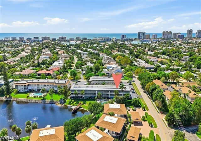 Listing Photo 2 - Condo for sale in building located at 3150 Binnacle Dr, Naples, FL 34103 - Unit #107