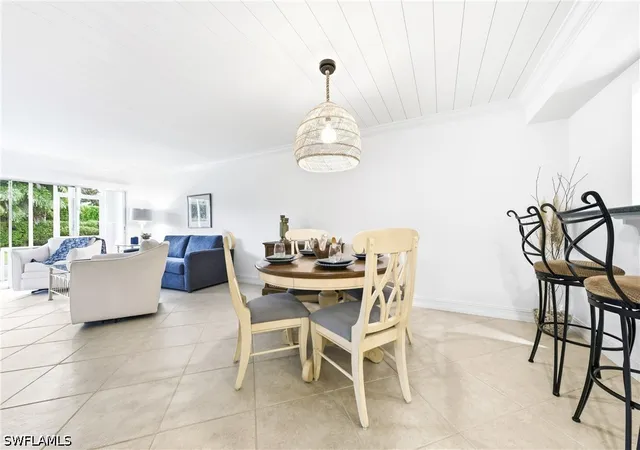 Listing Photo 5 - Condo for sale in building located at 3150 Binnacle Dr, Naples, FL 34103 - Unit #107