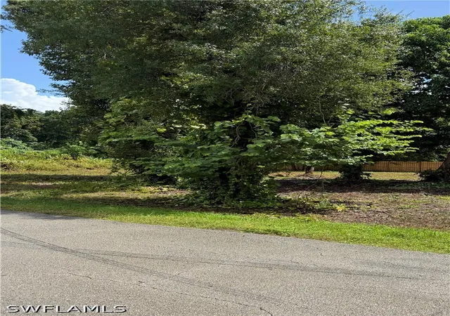 Photo 1 of Land for sale at 561 Sacramento St, North Fort Myers, FL 33903 | MLS# 226035525 | Listing updated on 2026-10-01