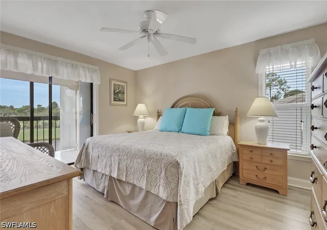 Listing Photo 5 - Condo for sale in building located at 400 Fox Hvn Dr, Naples, FL 34104 - Unit #4310
