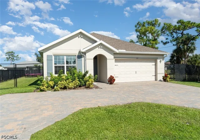 Photo 3 of Single family home for sale at 1413 SW Trafalgar Pkwy, Cape Coral, FL 33991 | MLS# 2026041477 | Listing updated on 2026-10-01