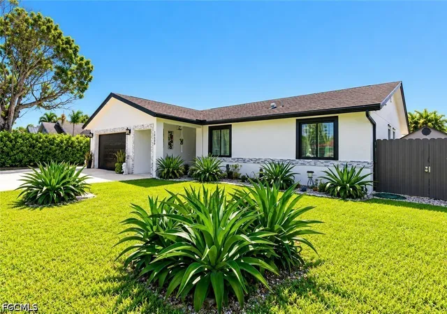 Photo 3 of Single family home for sale at 16580 SW 299th Terrace, Homestead, FL 33033 | MLS# 2026041491 | Listing updated on 2026-10-07