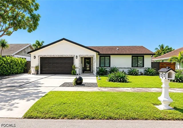 Photo 4 of Single family home for sale at 16580 SW 299th Terrace, Homestead, FL 33033 | MLS# 2026041491 | Listing updated on 2026-10-07