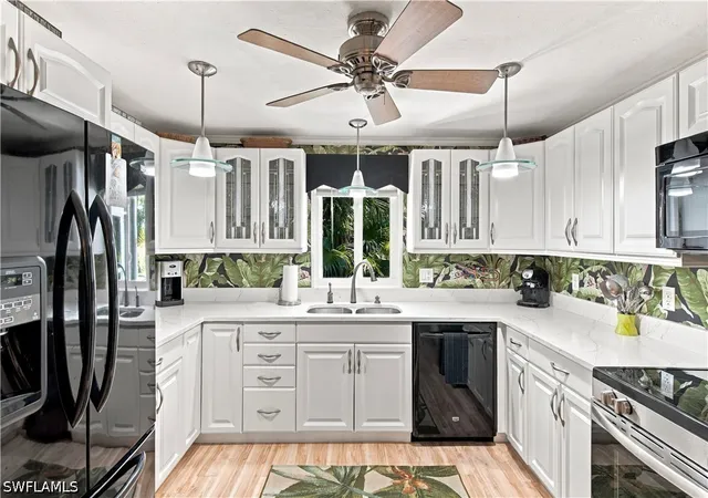 Photo 1 of Manufactured home for sale at 542 Charlemagne Blvd, Naples, FL 34112 | MLS# 226035563 | Listing updated on 2026-10-02