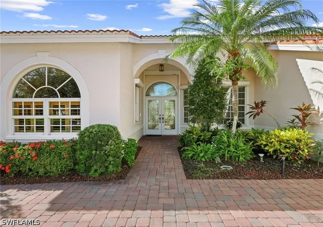 Photo 4 of Single family home for sale at 25870 Creekbend Dr, Bonita Springs, FL 34135 | MLS# 226035066 | Listing updated on 2026-10-06