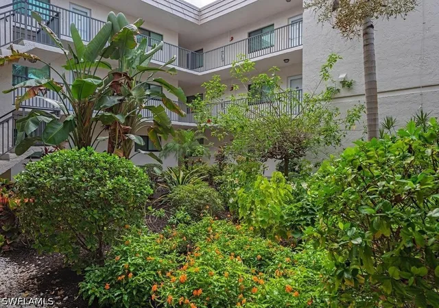 Photo 3 of Condo for sale at 788 Park Shore Dr #B25, Naples, FL 34103 | MLS# 226035285 | Listing updated on 2026-10-03