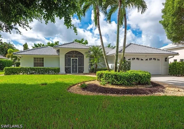 Photo 1 of Sale Pending at 179 Palmetto Dunes Cir, Naples, FL 34113 | MLS# 226035555 | Listing updated on 2026-10-03