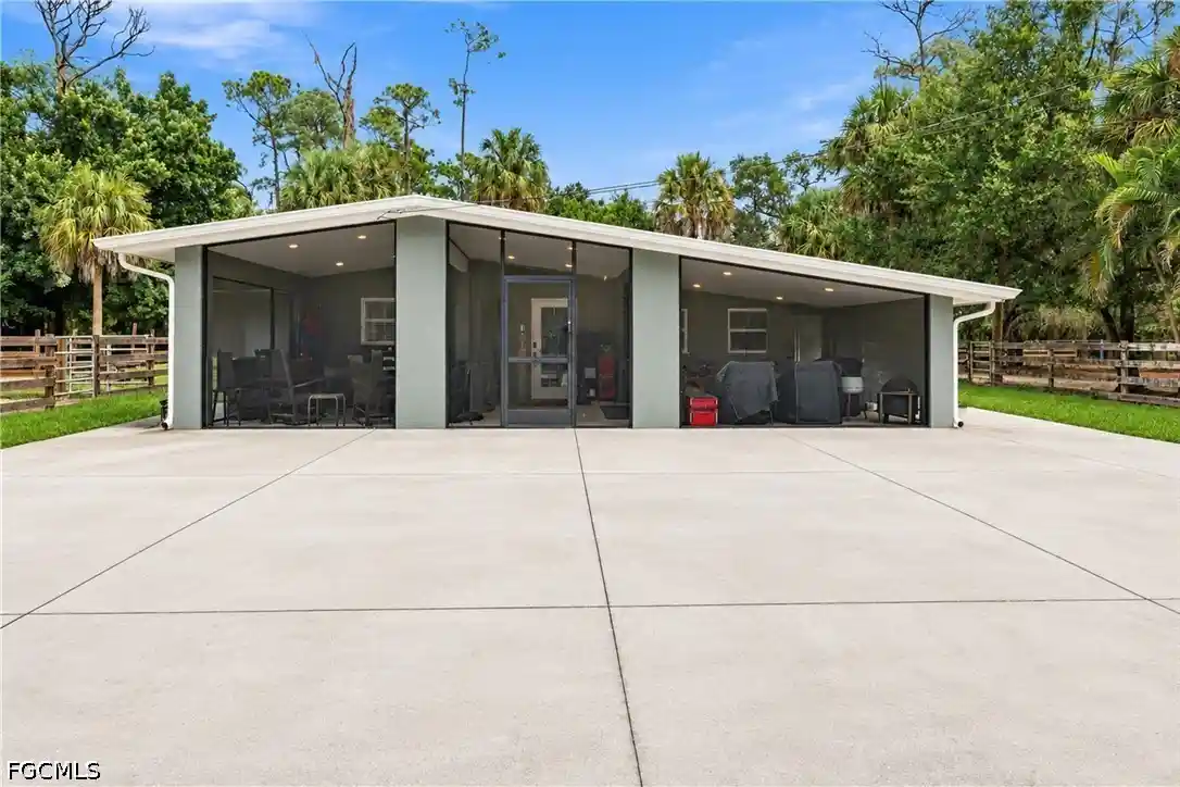 Photo 1 of Single family home for sale at 17671 Palm Crk Dr, North Fort Myers, FL 33917 | MLS# 2026041578 | Listing updated on 2026-10-22