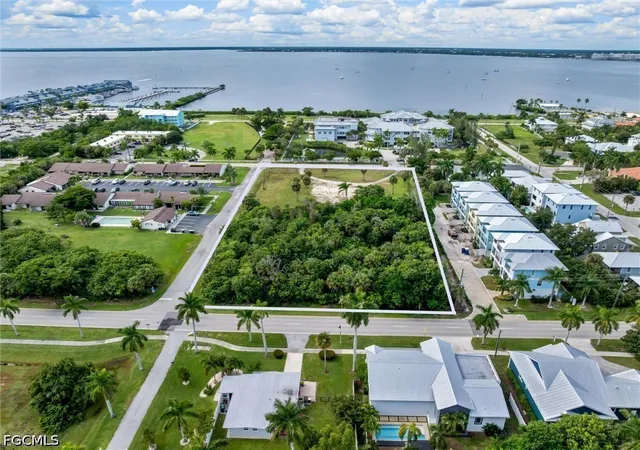 Land for sale at 925 W Marion Ave, Punta Gorda, FL 33950 | MLS# 2026041585